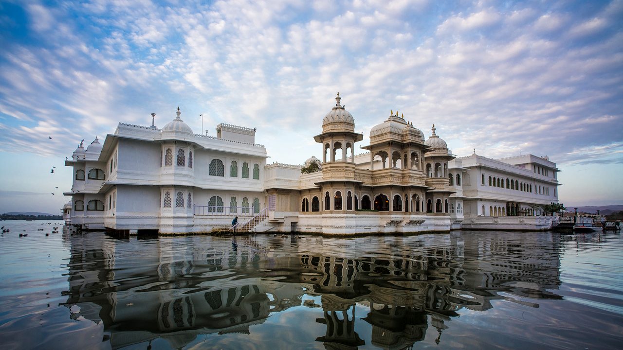 Top 10 Must visit Indian palaces to get mesmerised by the Royalty of India